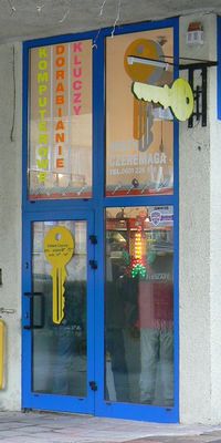 punkt dorabiania kluczy mieszkaniowych Warszawa Centrum